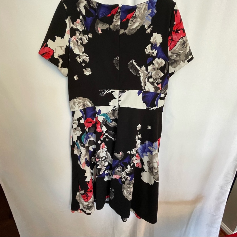 Signature by Sangria Red and Blue Flutter Sleeve Sheath Dress - Picture 4 of 4